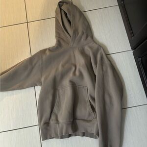 aritzia size small perfect hoodie size small